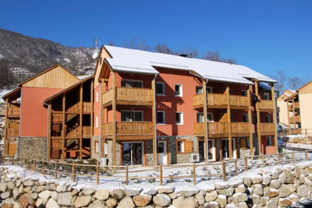 Grand Studio A La Montagne Ax-les-Thermes Exterior photo